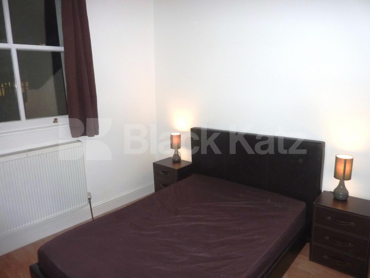 			NEW INSTRUCTION / GREAT LOCATION / BRAND NEWLY REFURBISHED , 2 Bedroom, 1 bath, 1 reception Flat			 Portobello Road, Ladbroke Grove